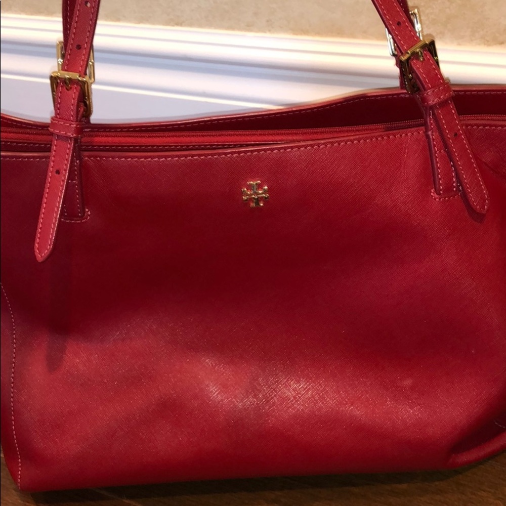 red tory burch tote